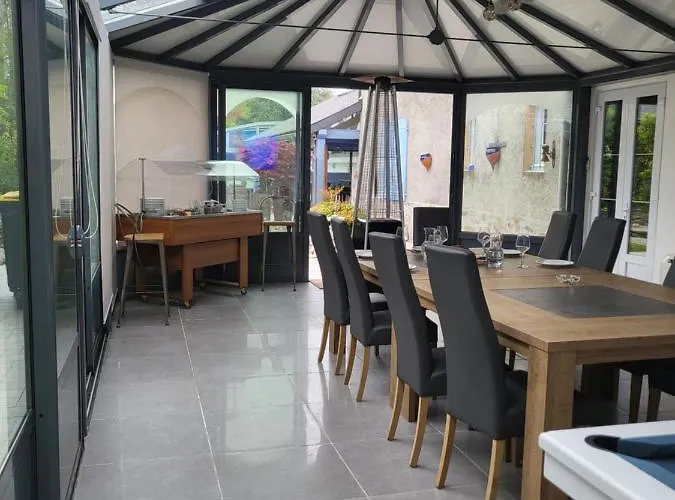 Maison Des 4 Vallees Πανσιόν *